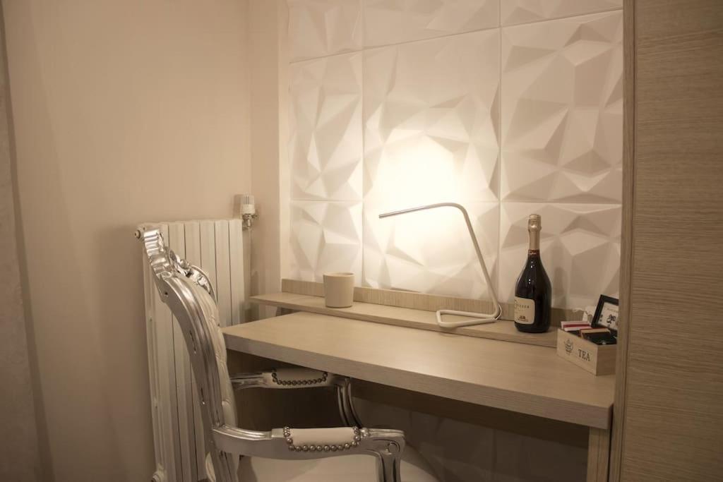 Suite Del Collezionista โรม ภายนอก รูปภาพ